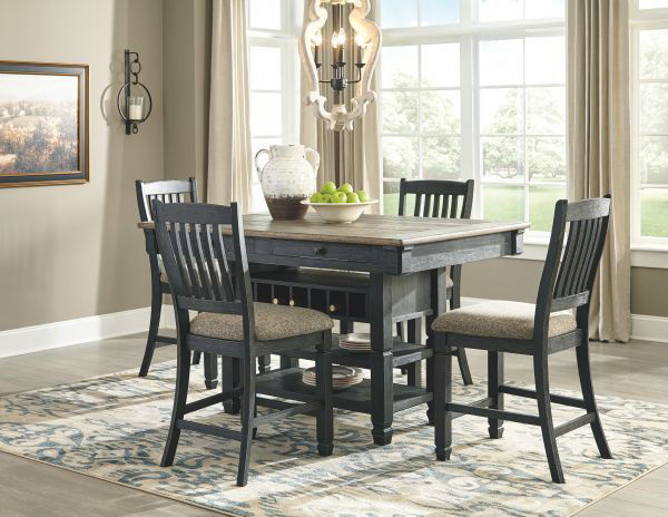 Picture of Tyler Creek - Pub Table W/ 4 Barstools