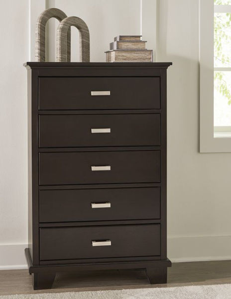 Covetown - Brown 5-Drawer Chest | Kimbrell's Furniture